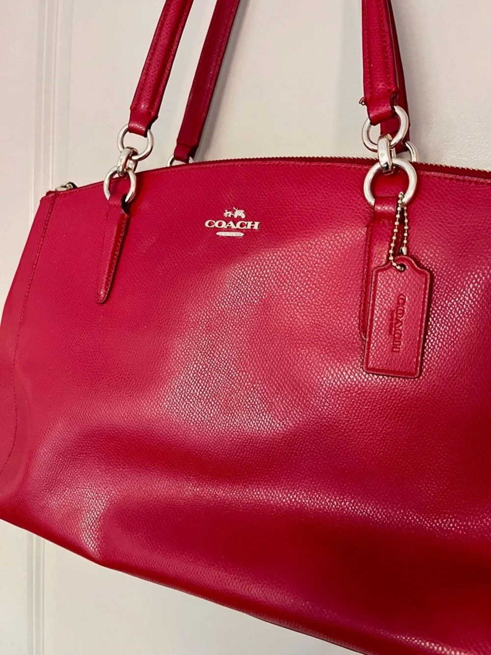 Vintage Coach Red Leather Satchel with Gold Hardware - Picture 2 of 13